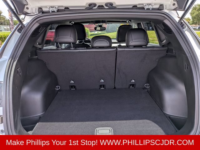 Used 2025 Jeep Compass Limited AWD/4WD image 12