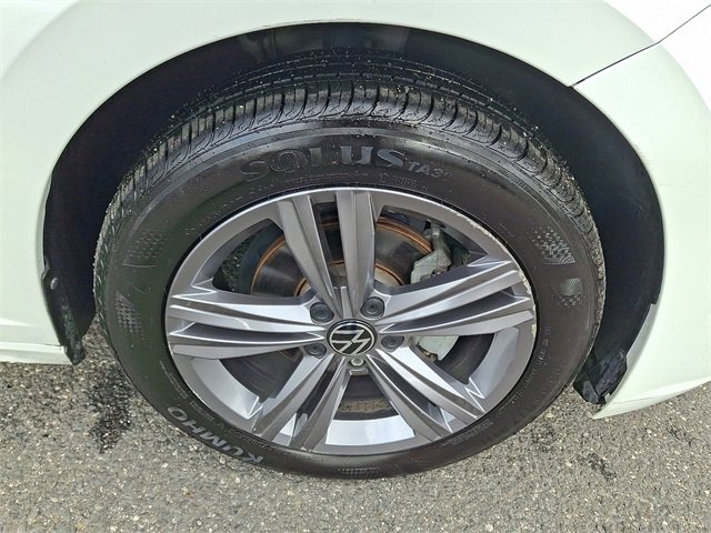 Used 2023 Volkswagen Jetta SE image 8