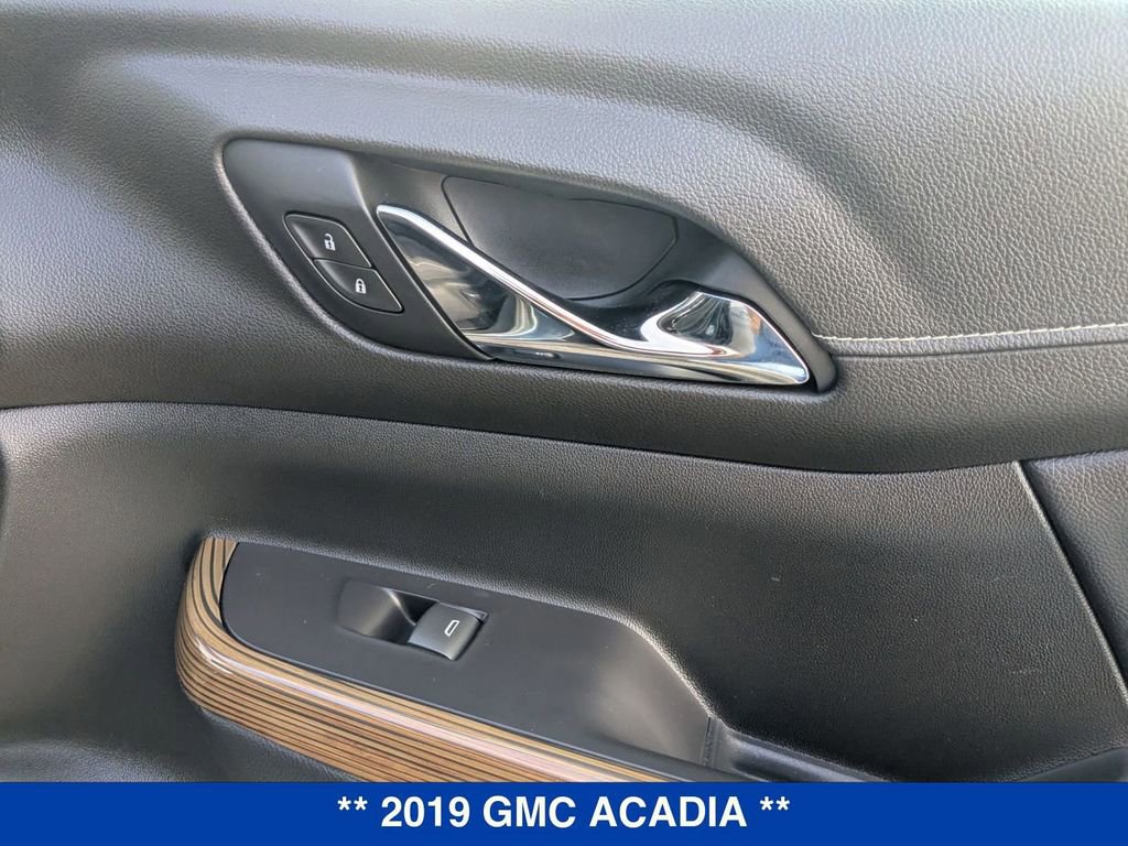 Used 2019 GMC Acadia SLE image 37