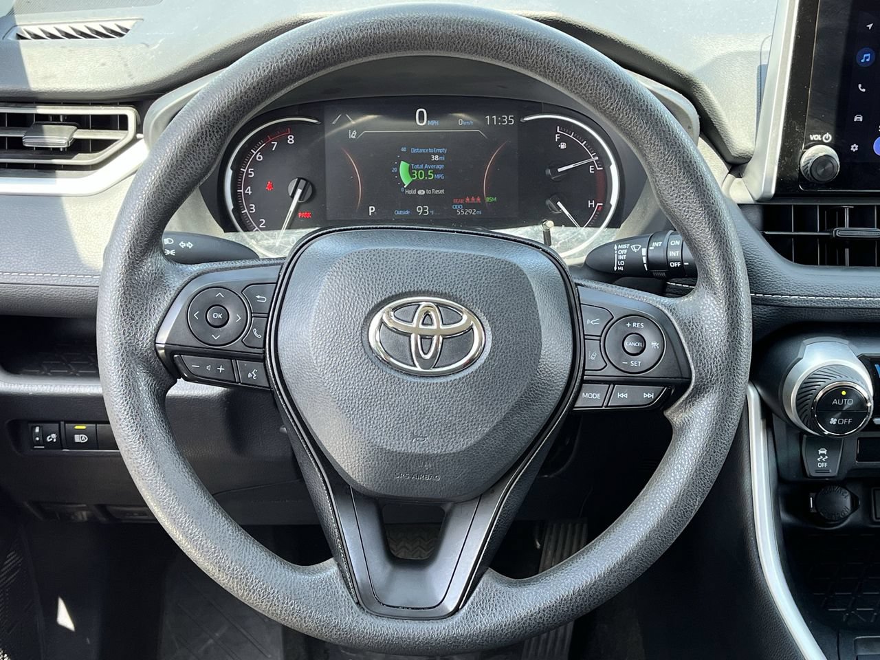 Used 2024 Toyota RAV4 XLE FWD image 11