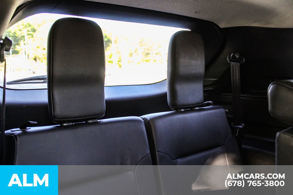 Used 2025 Mitsubishi Outlander SE image 21