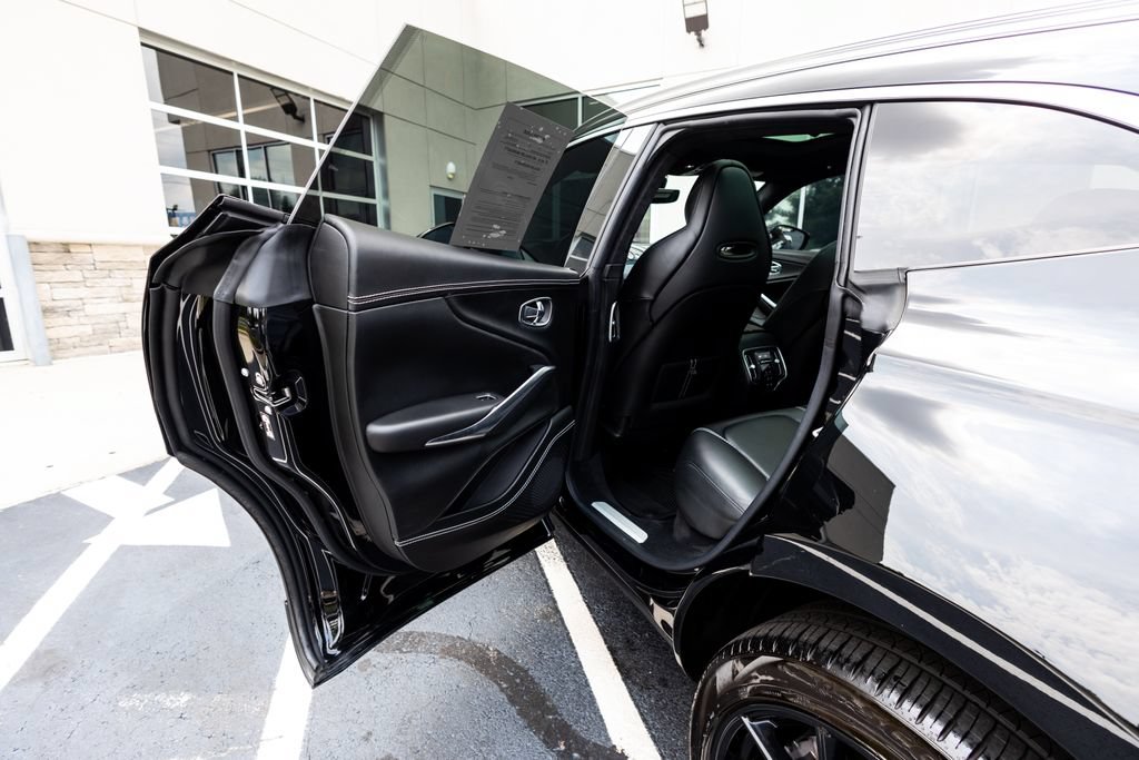 Used 2021 Aston Martin DBX AWD/4WD image 44