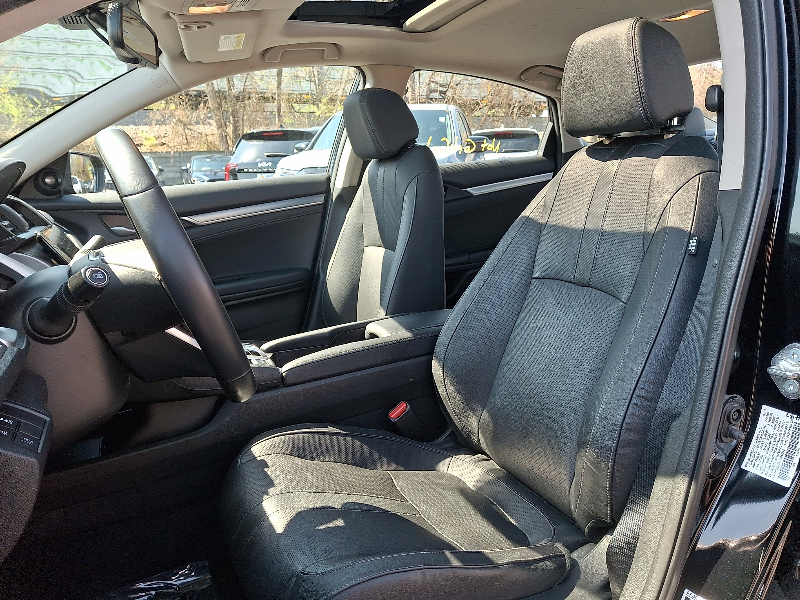 Used 2018 Honda Civic Touring image 12