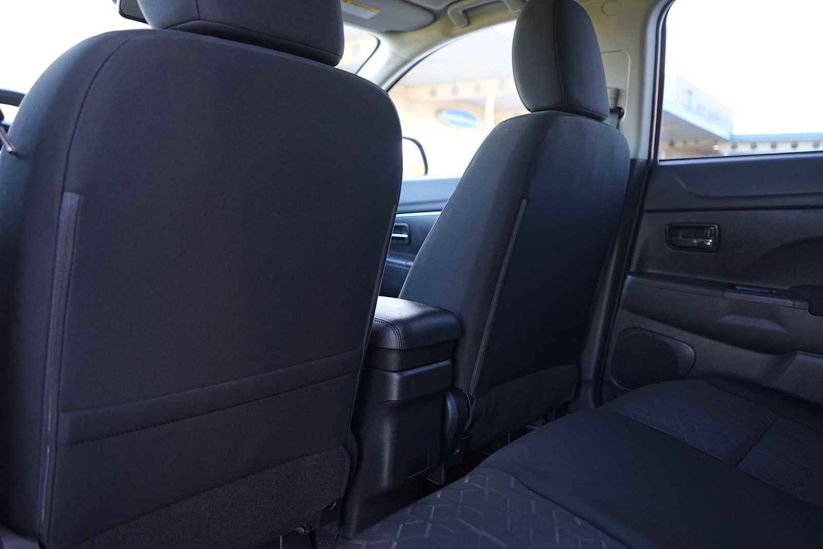 Used 2024 Mitsubishi Outlander Sport ES image 13