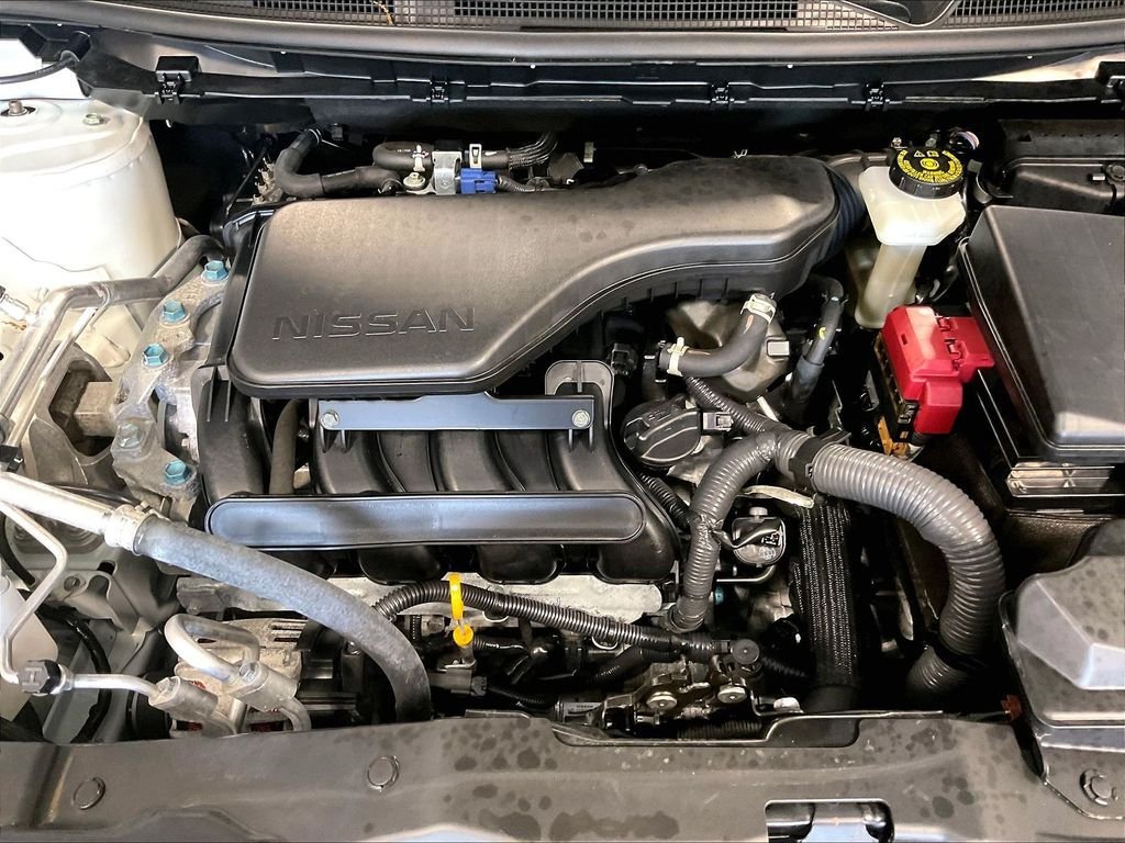 Used 2022 Nissan Rogue Sport SV AWD/4WD image 34