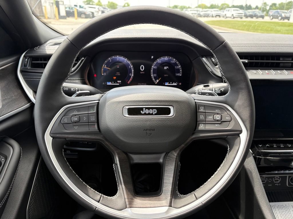 New 2026 Jeep Grand Cherokee L Limited AWD/4WD image 20
