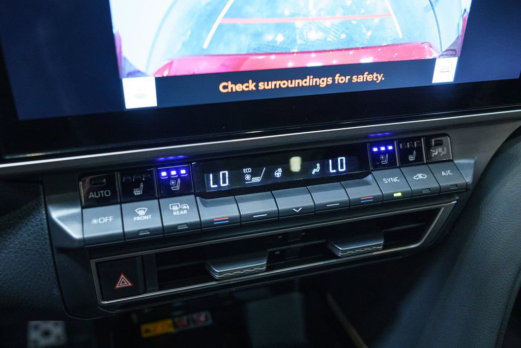 Used 2025 Toyota Camry XSE FWD image 26