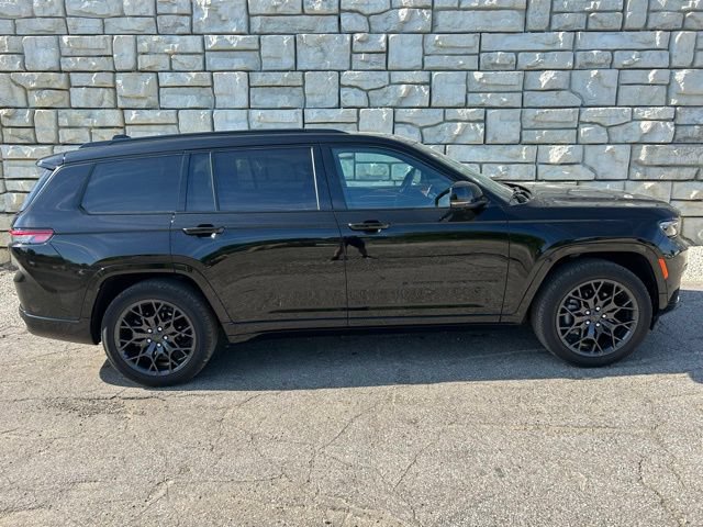 Used 2025 Jeep Grand Cherokee L Summit AWD/4WD image 6