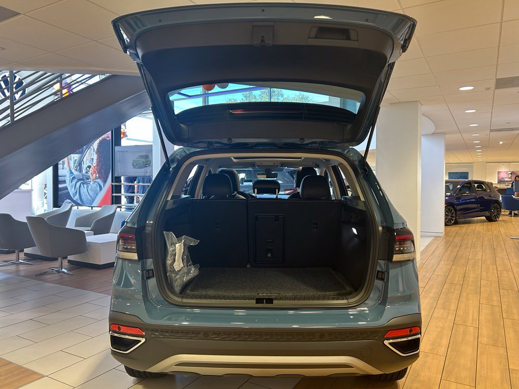 New 2026 Volkswagen Taos SEL AWD/4WD image 45