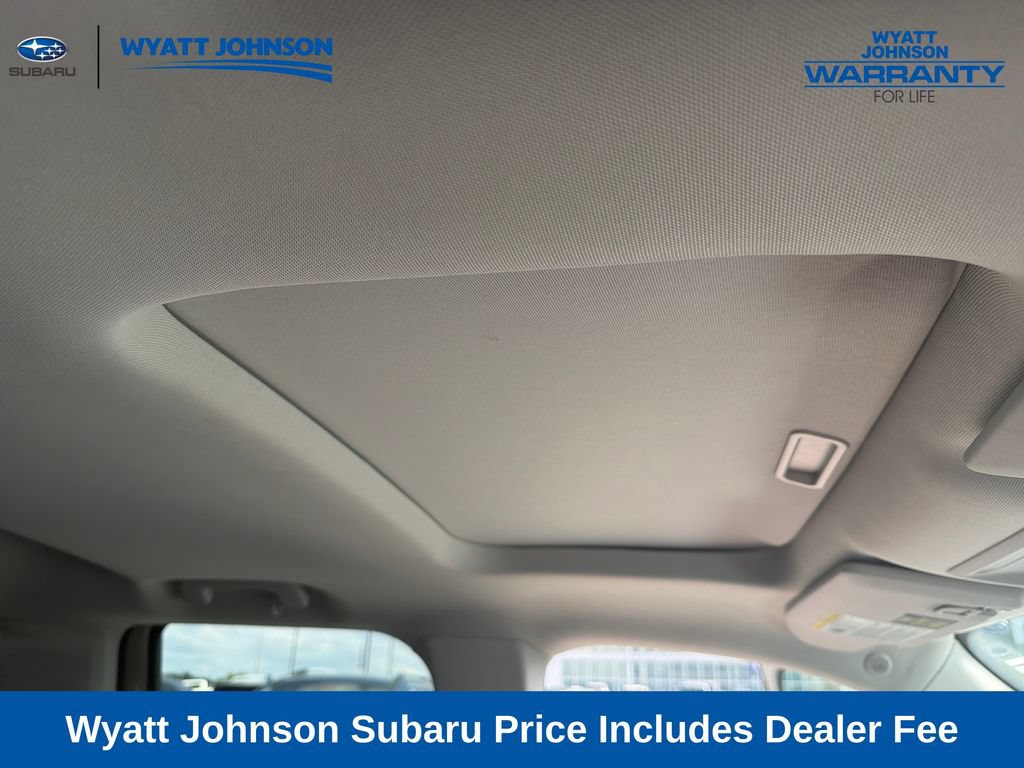 Used 2025 Ford Maverick Lariat w/ Black Appearance Package AWD/4WD image 39