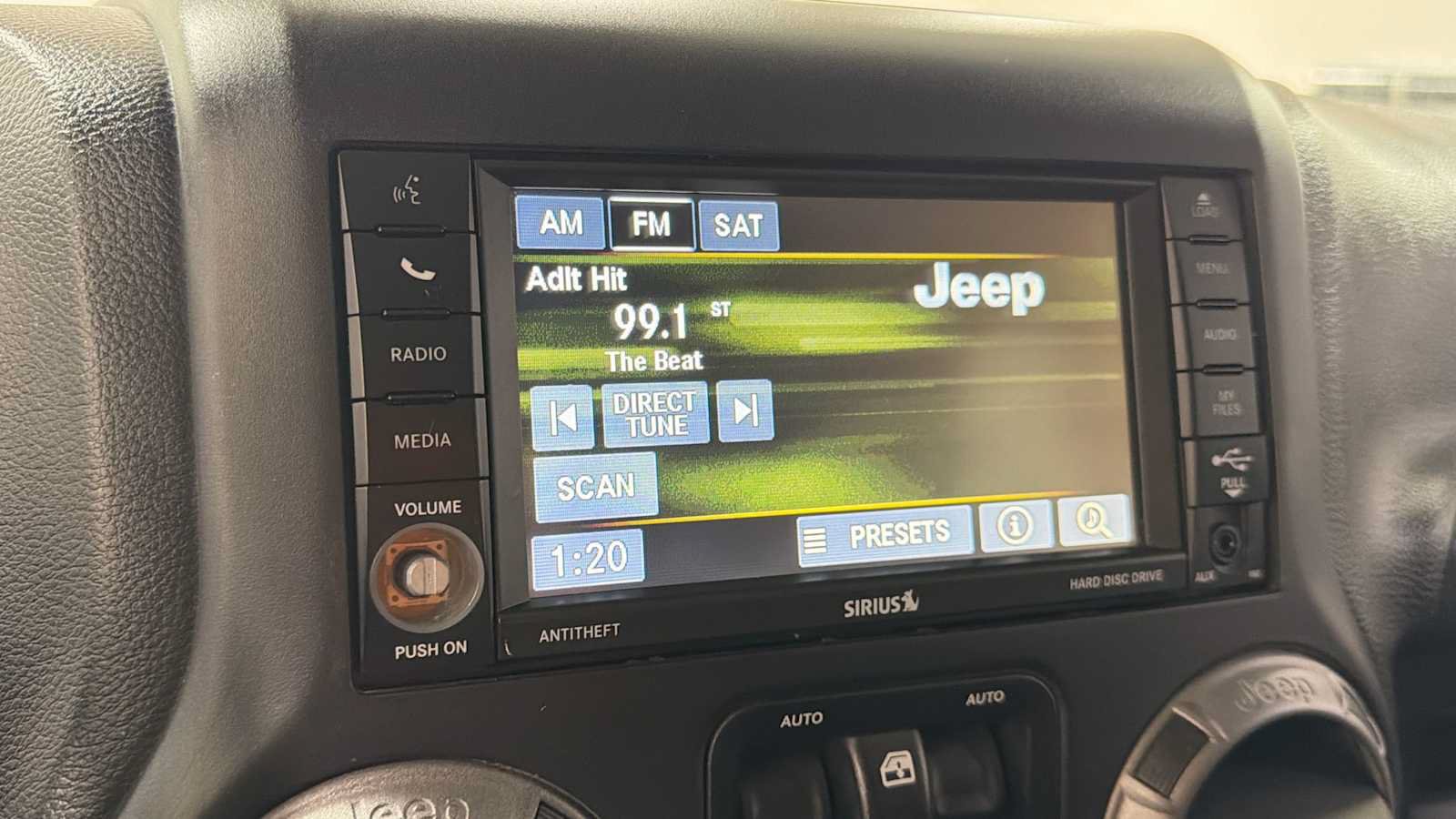 Used 2015 Jeep Wrangler Unlimited Sport w/ Quick Order Package 24S AWD/4WD image 18