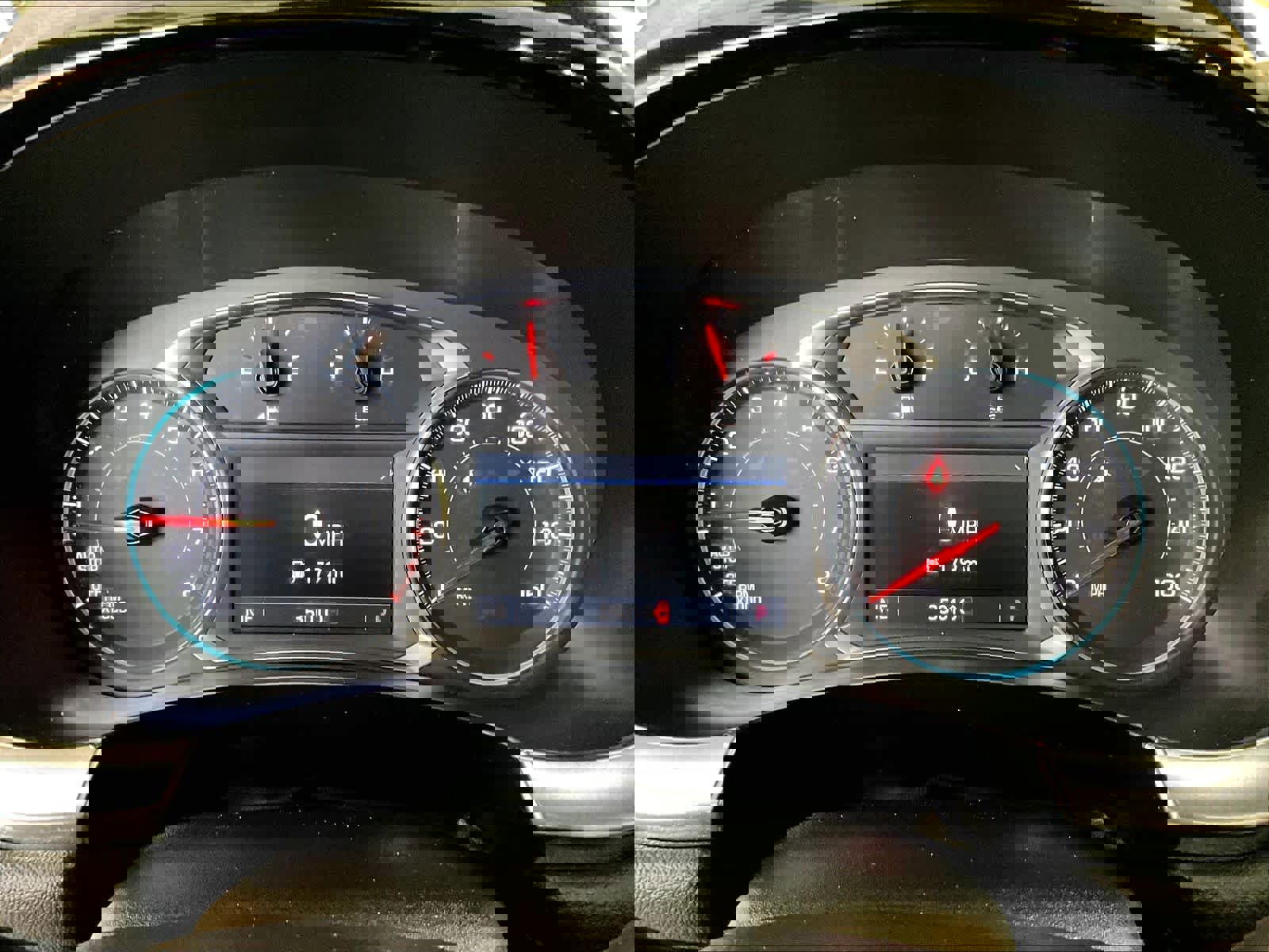 Used 2023 Chevrolet Traverse LT image 26