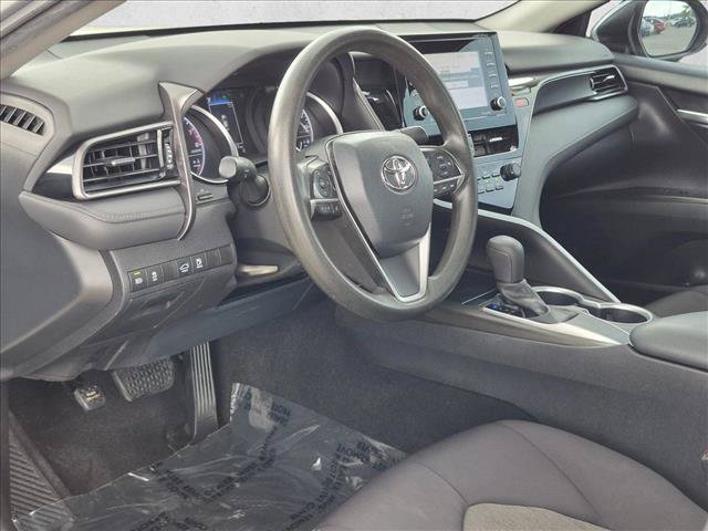 Used 2021 Toyota Camry LE FWD image 10