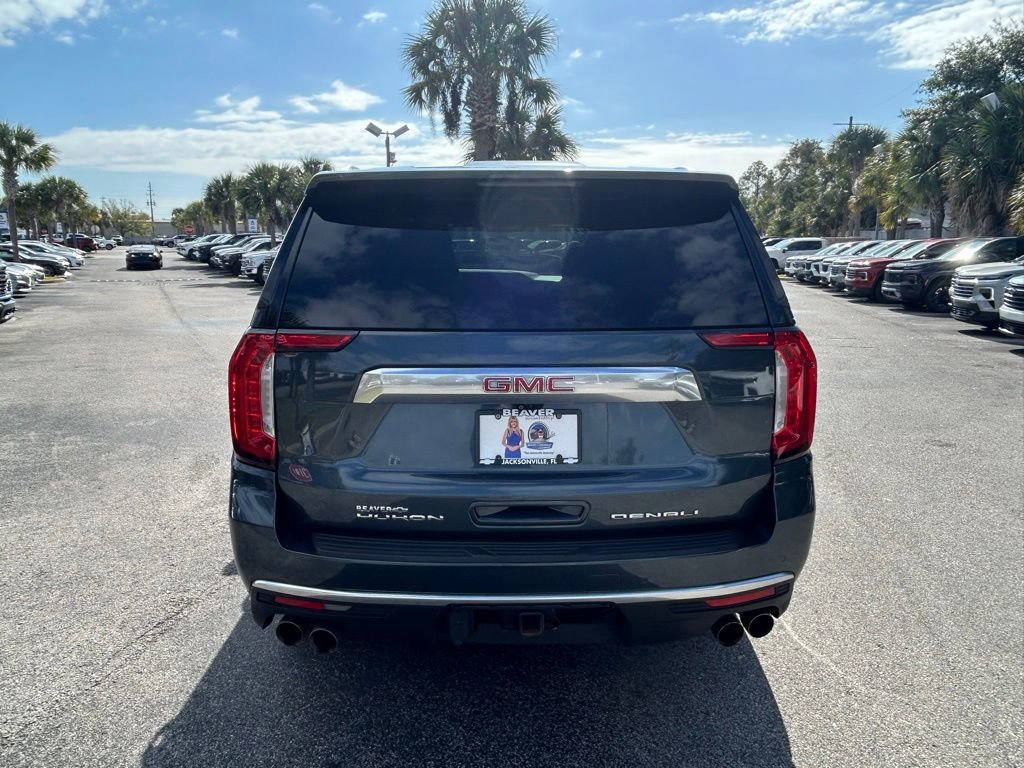 Used 2021 GMC Yukon Denali w/ Denali Premium Package image 6