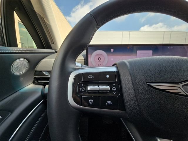 Used 2025 Genesis GV80 2.5T Standard AWD/4WD image 11
