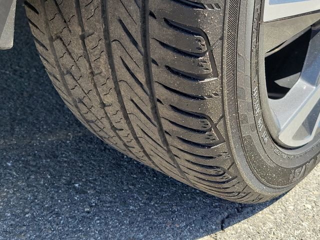 Used 2025 Hyundai Elantra Sport image 27