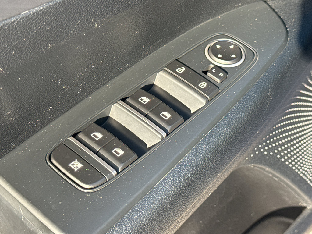 Used 2019 Kia Forte LXS image 21