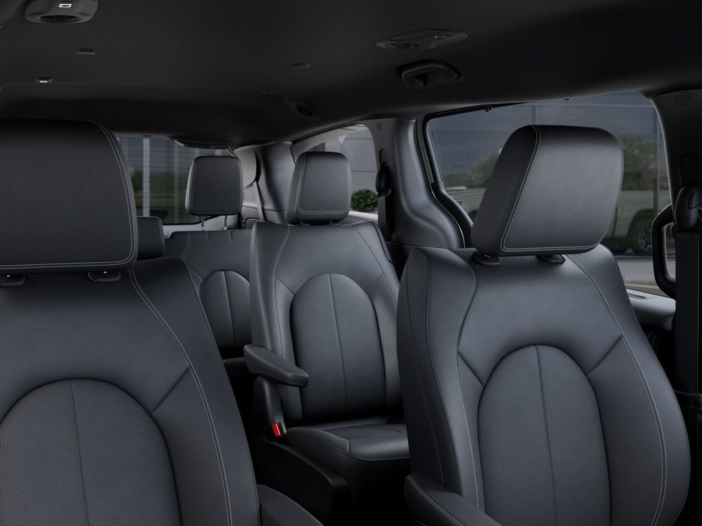 New 2026 Chrysler Pacifica Select FWD image 26