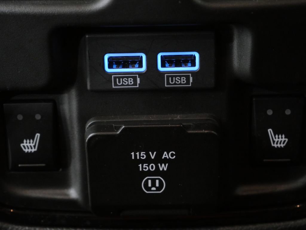 Used 2022 Dodge Durango R/T w/ Tow 'N Go Package AWD/4WD image 27