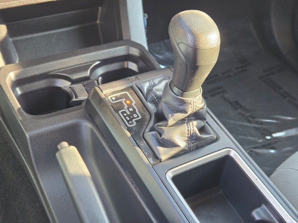 Used 2021 Toyota Tacoma SR RWD image 29