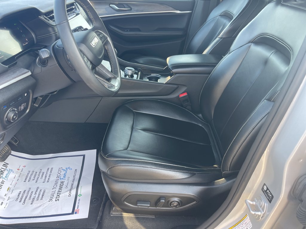 Used 2024 Jeep Grand Cherokee Limited 4xe AWD/4WD image 13