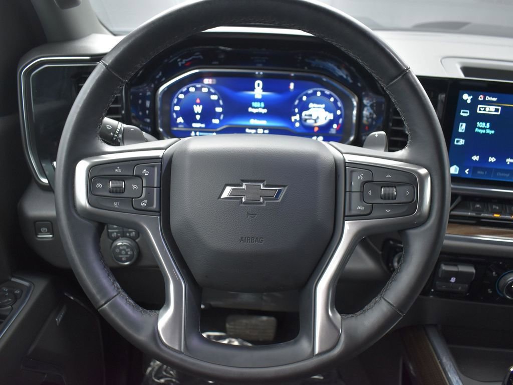Used 2024 Chevrolet Silverado 1500 LT Trail Boss w/ Convenience Package II AWD/4WD image 14