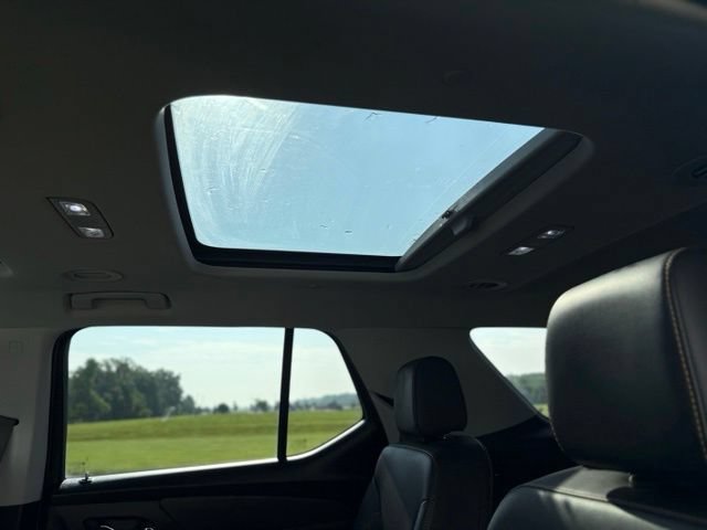 Used 2020 Chevrolet Traverse LT w/ LT Premium Package FWD image 14