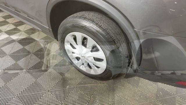 Used 2020 Nissan Rogue S AWD/4WD image 16