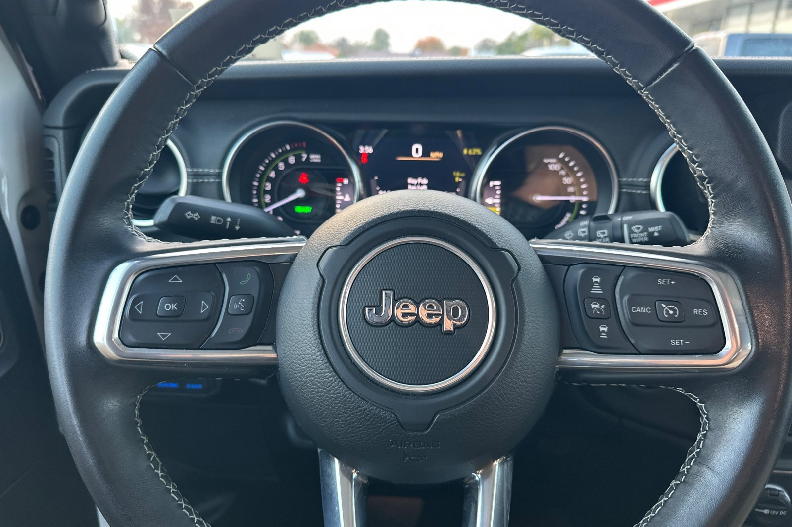 Used 2022 Jeep Wrangler Unlimited Sahara w/ Safety Group image 24