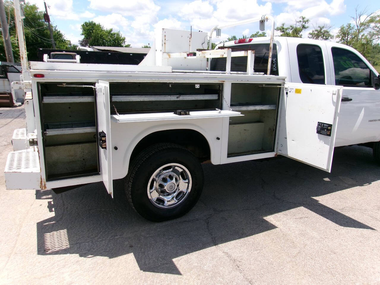 Used 2012 Chevrolet Silverado 2500 W/T AWD/4WD image 6