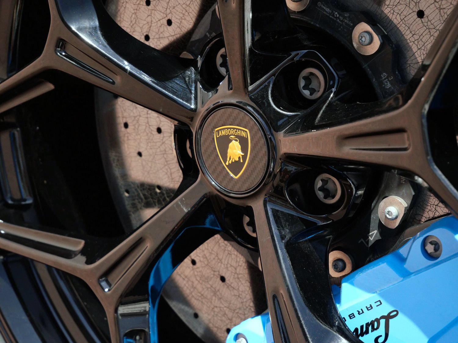 Used 2025 Lamborghini Revuelto AWD/4WD image 16