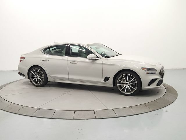 Used 2024 Genesis G70 2.5T AWD/4WD image 9
