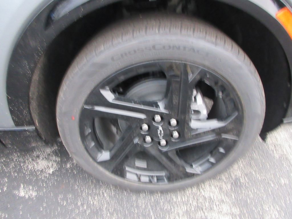 New 2026 Chevrolet Equinox EV RS image 9