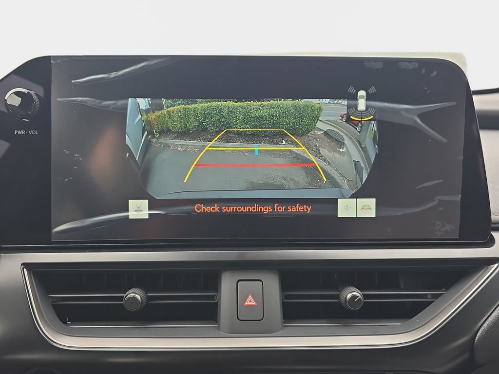 New 2026 Lexus UX 300h AWD image 23