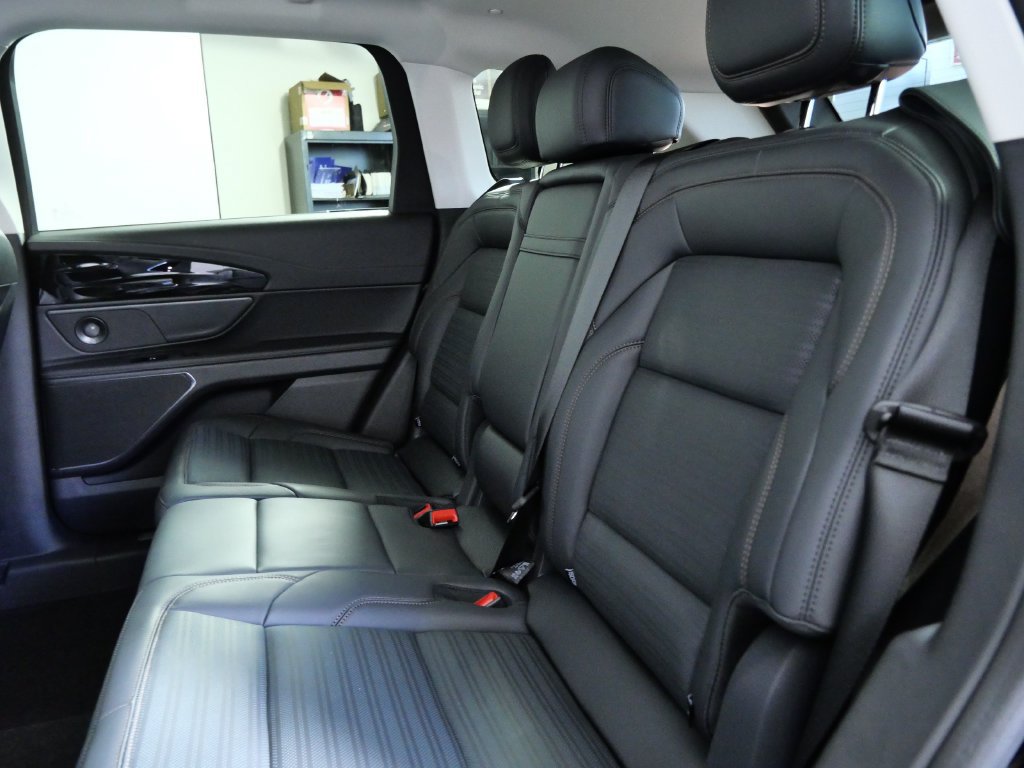 New 2026 Lincoln Nautilus Reserve AWD/4WD image 13