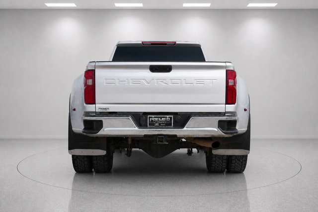 Used 2021 Chevrolet Silverado 3500 LT AWD/4WD image 4
