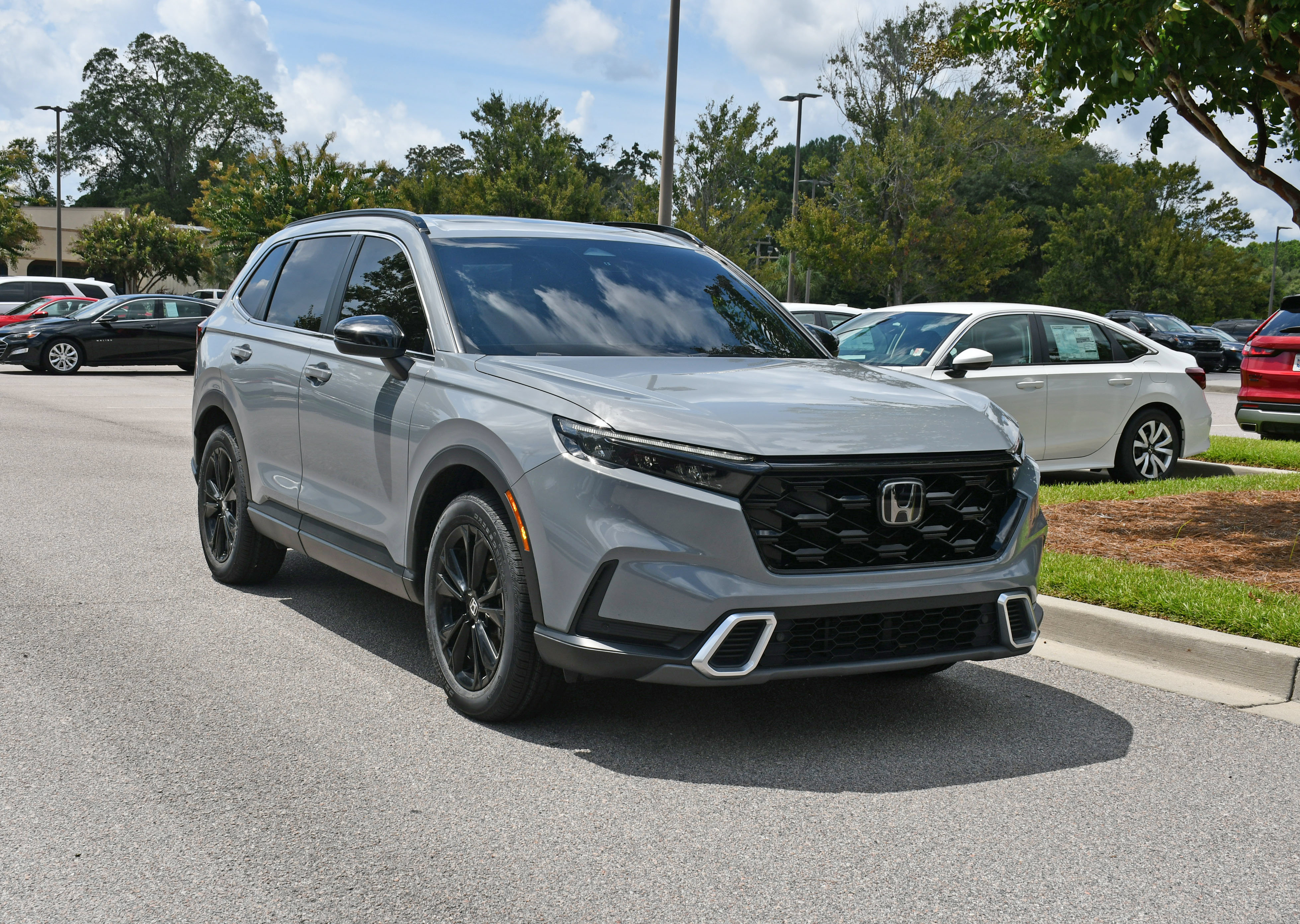 Used 2025 Honda CR-V Sport Touring image 6
