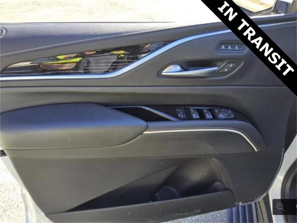 Used 2022 Cadillac Escalade ESV Sport w/ Touring Package image 10