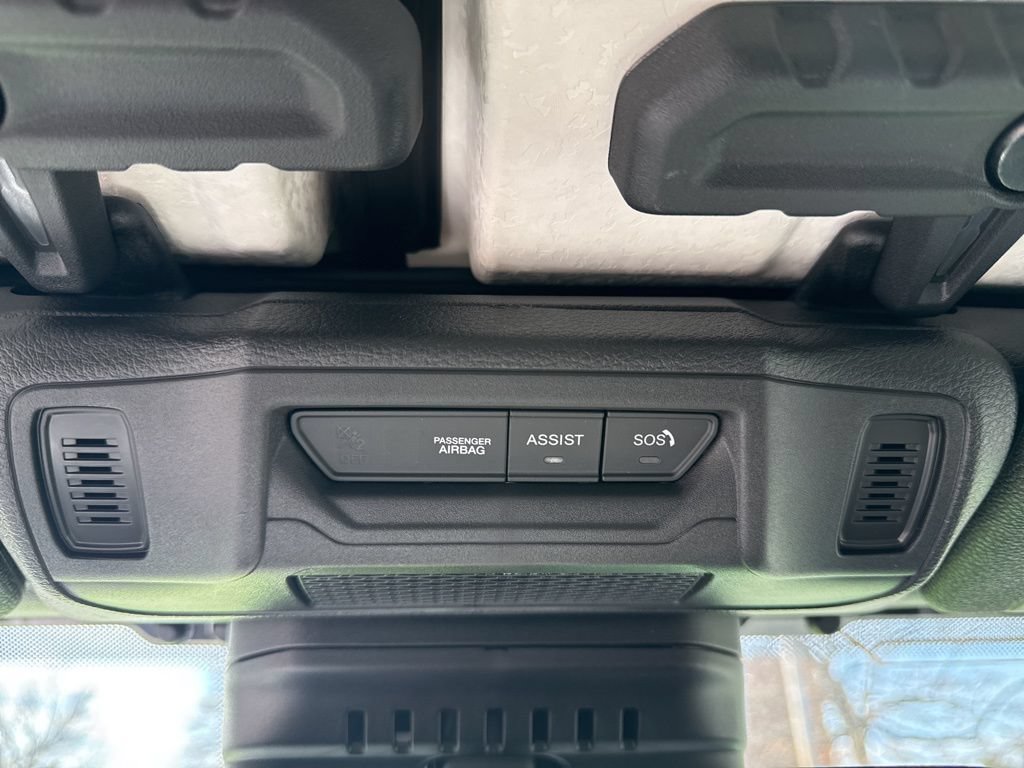 New 2025 Jeep Gladiator Mojave w/ Convenience Group AWD/4WD image 45