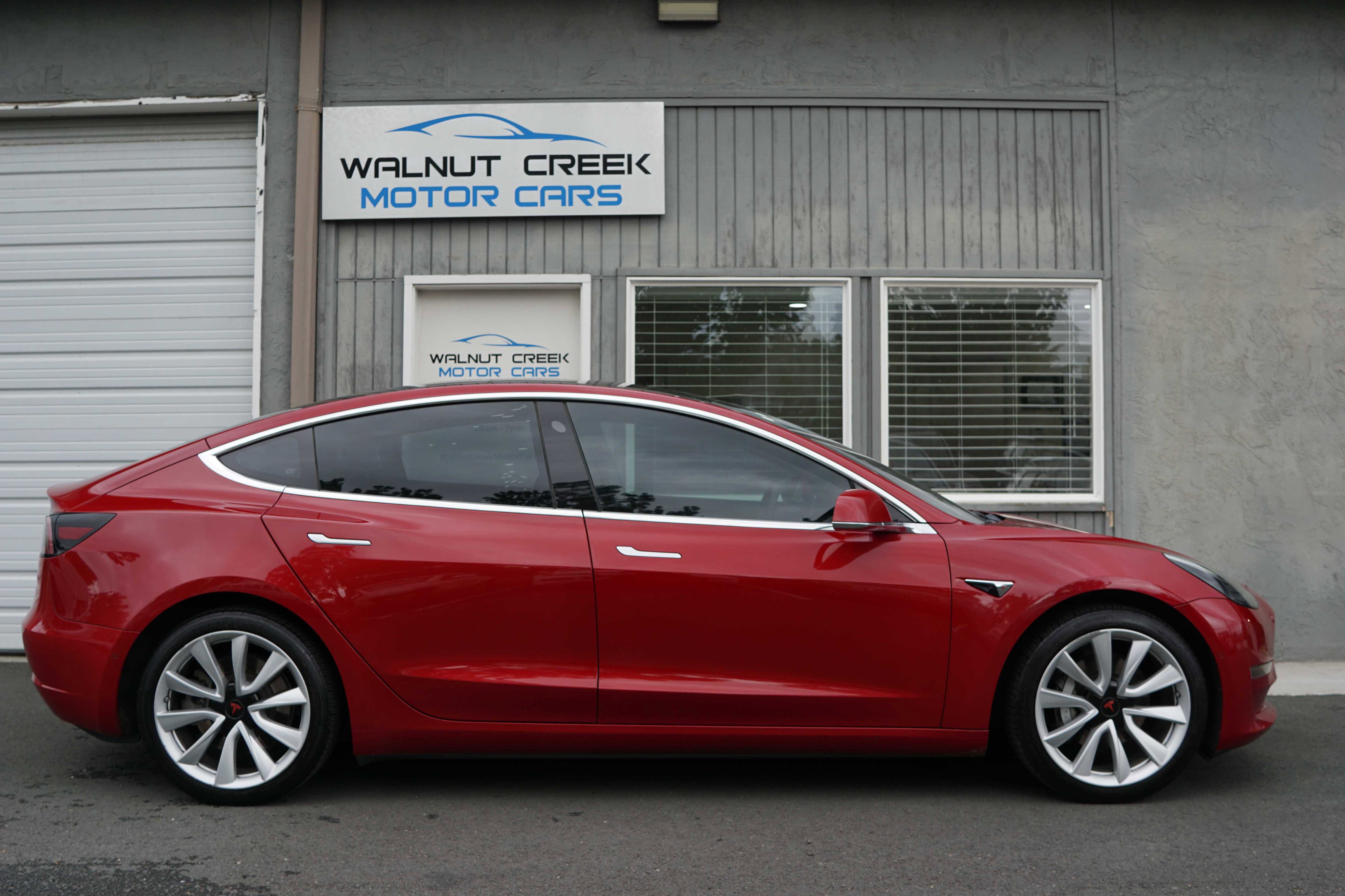 Used 2018 Tesla Model 3 Long Range image 23