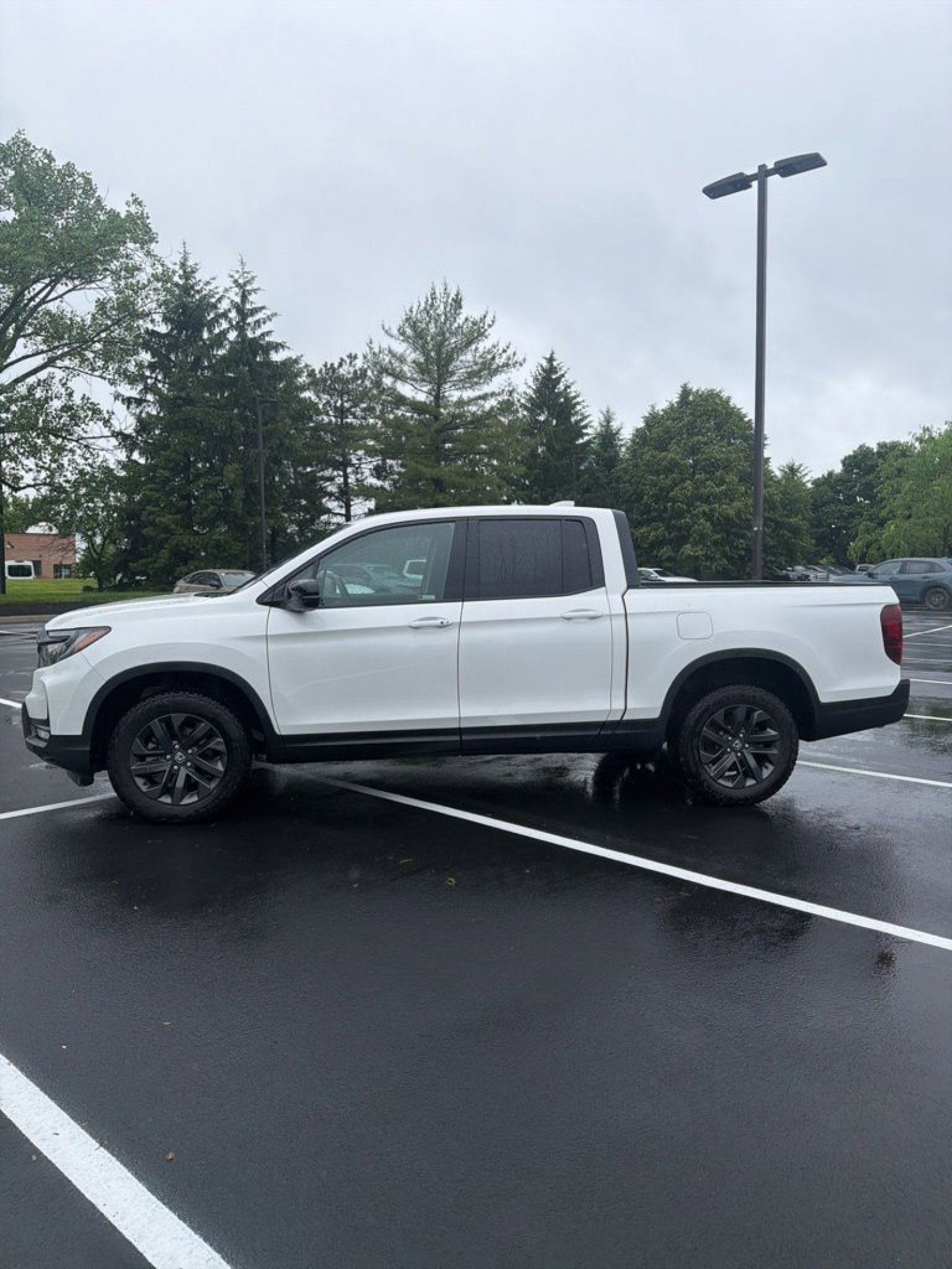 Certified 2025 Honda Ridgeline Sport image 2