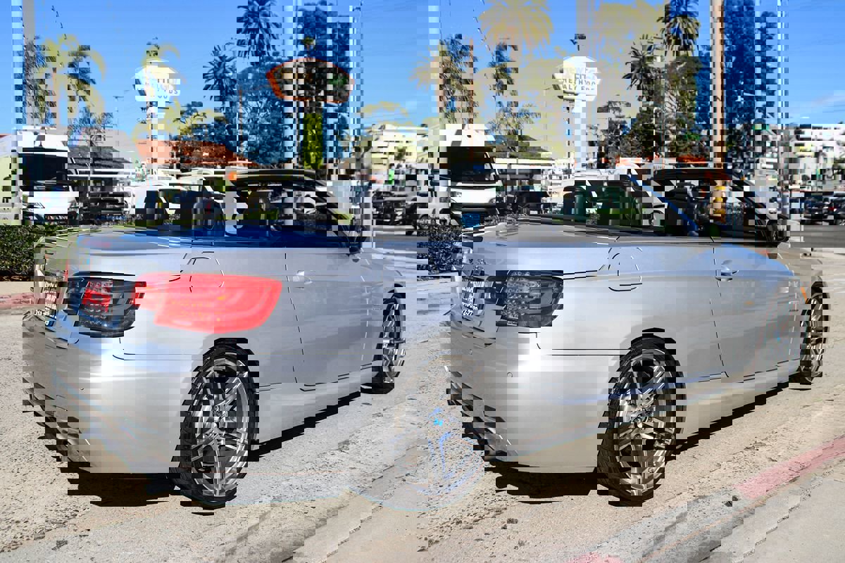 Used 2013 BMW 335is Convertible image 6