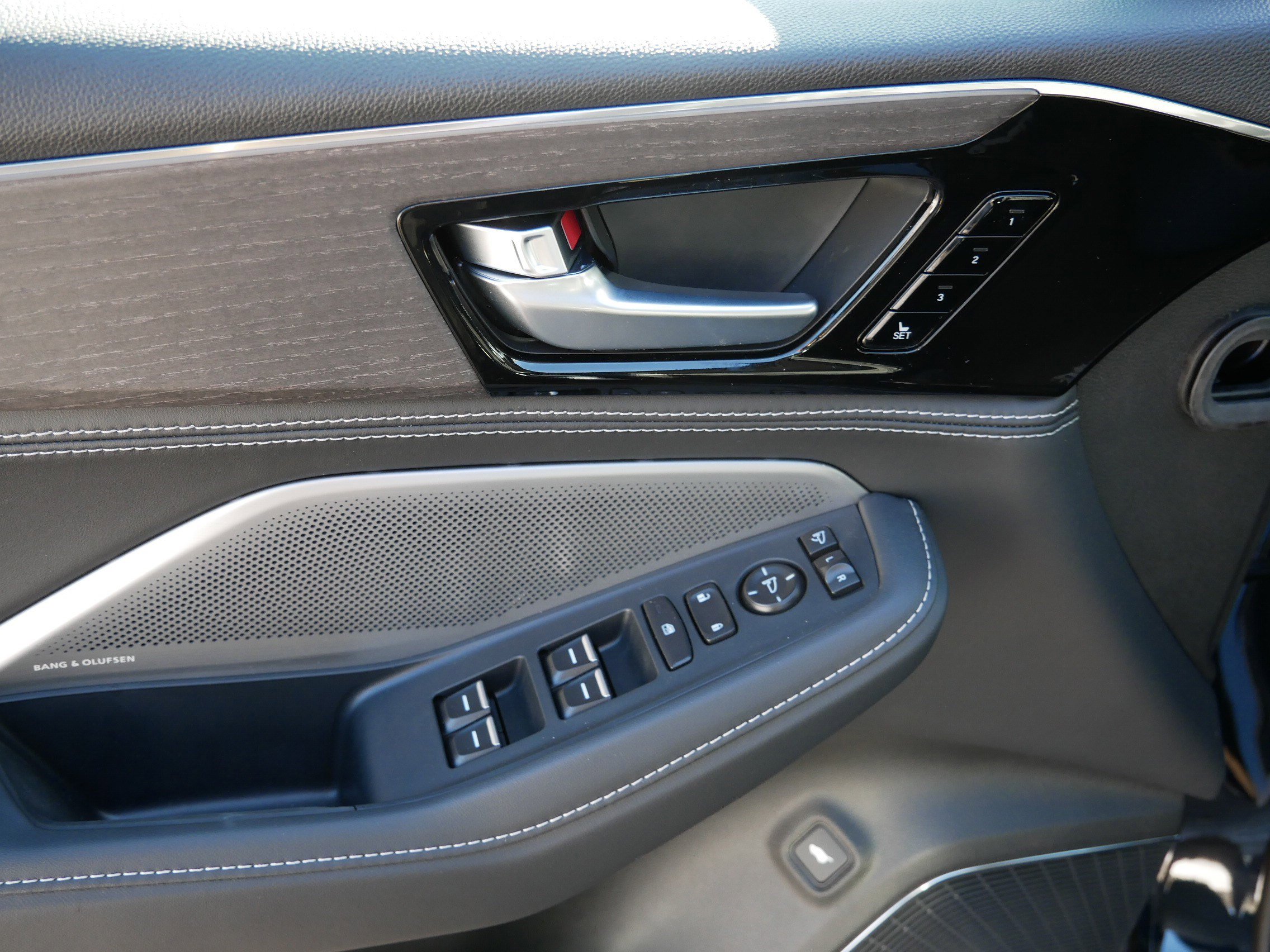 Certified 2026 Acura MDX w/Advance Package image 20