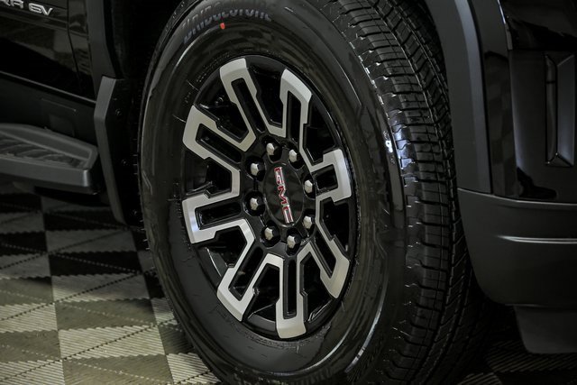 New 2026 GMC Sierra EV Elevation image 3