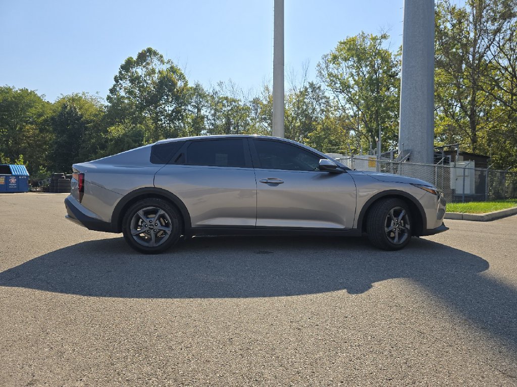 Used 2025 Kia K4 FWD image 15