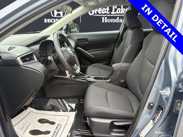 Used 2024 Toyota Corolla Cross LE AWD/4WD image 9