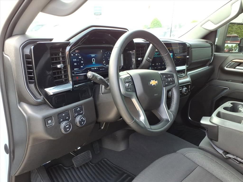 Certified 2024 Chevrolet Silverado 2500 LT AWD/4WD image 18