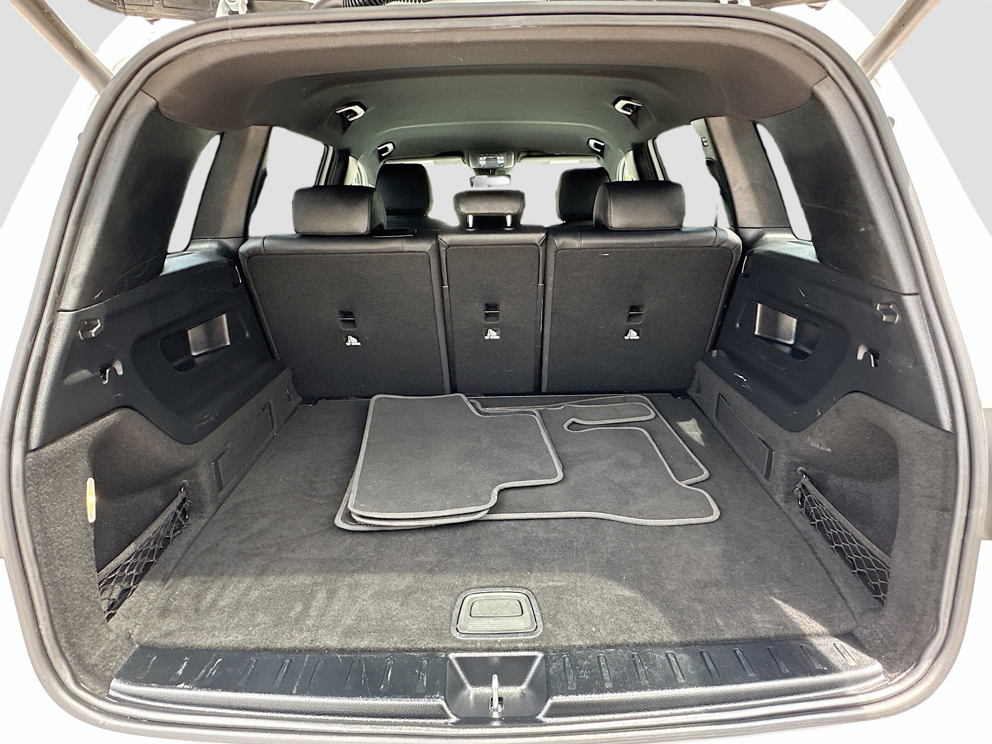 Used 2024 Mercedes-Benz GLB 250 image 25
