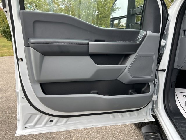 New 2026 Ford F250 XLT image 24