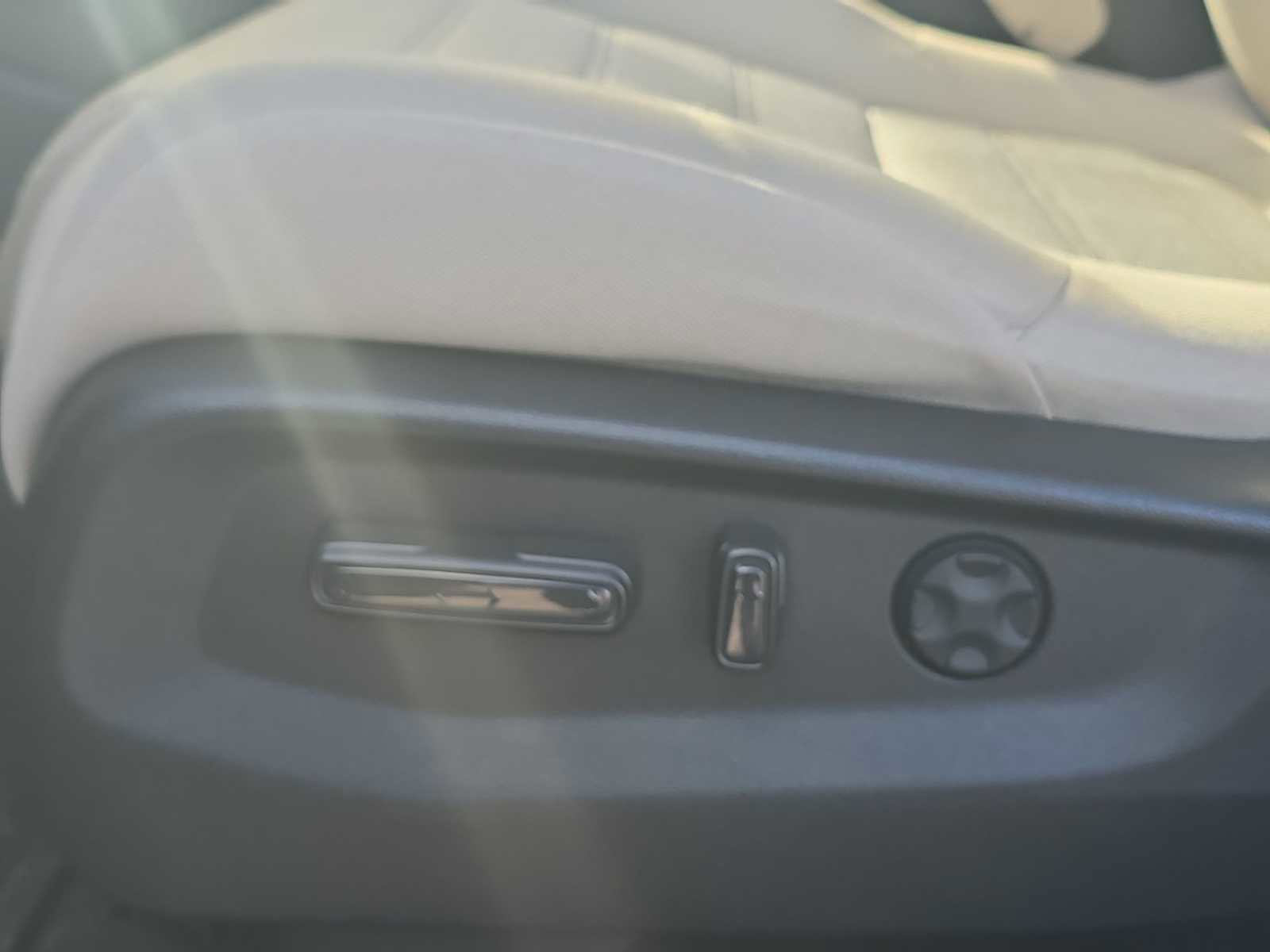 Used 2022 Honda CR-V EX image 15